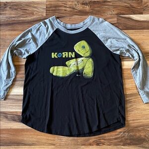 Torrid Korn long sleeve tee size 2 2x 18 20